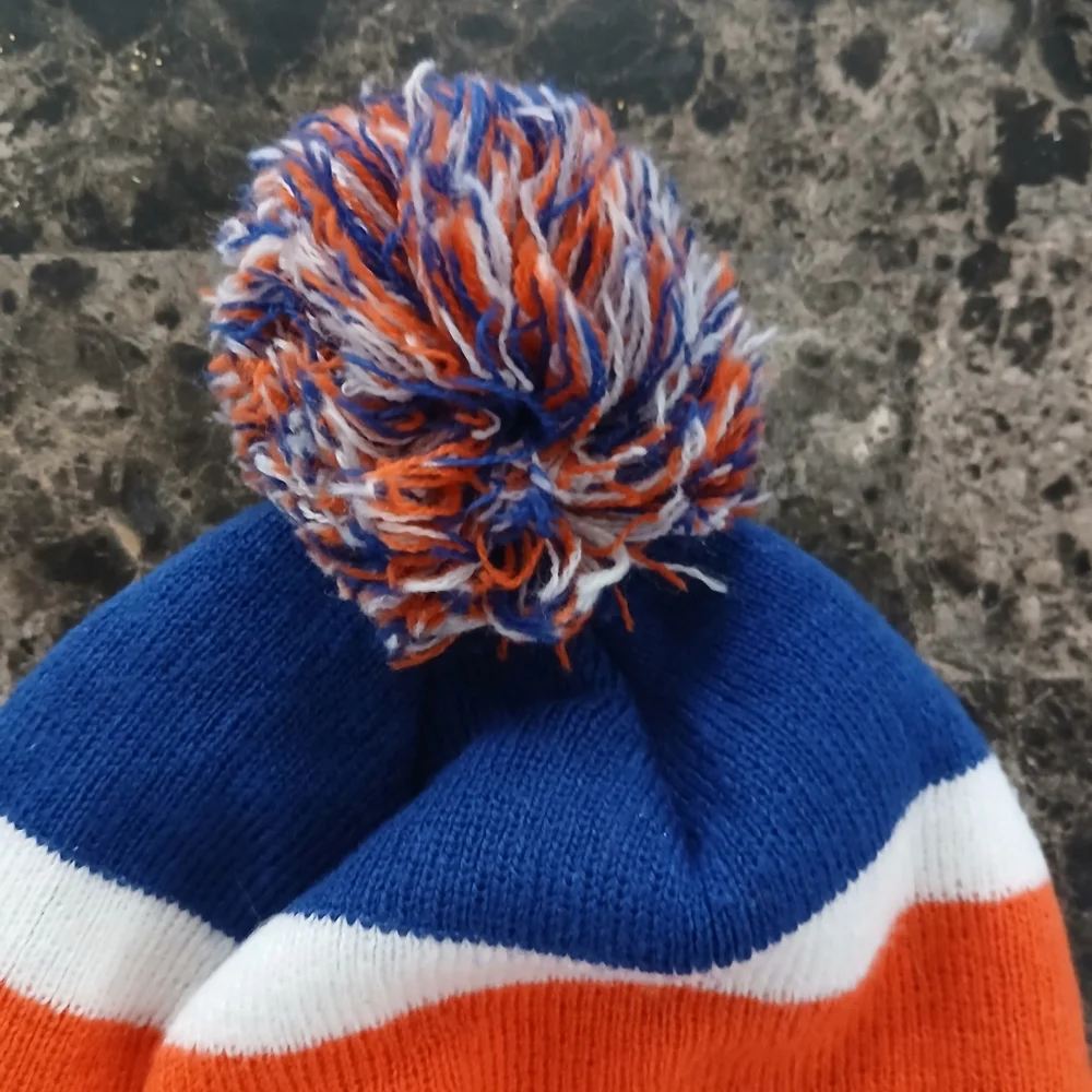 NFL Adult Denver Broncos Beanie with Pom Pom 47' - Picture 3 of 5